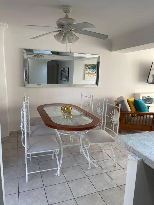 Departamento En Del Mar A Pie De Playa * Mazatlán